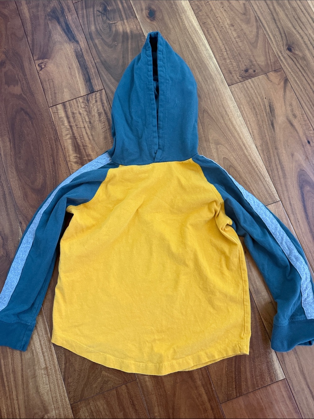 Hanna Andersson Yellow & Teal Hooded Colorblock Tee